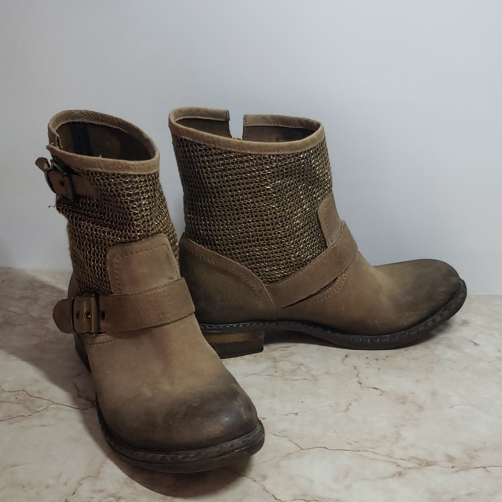 Sundance Brown Ankle Boots with Buckle and mesh detail size  37